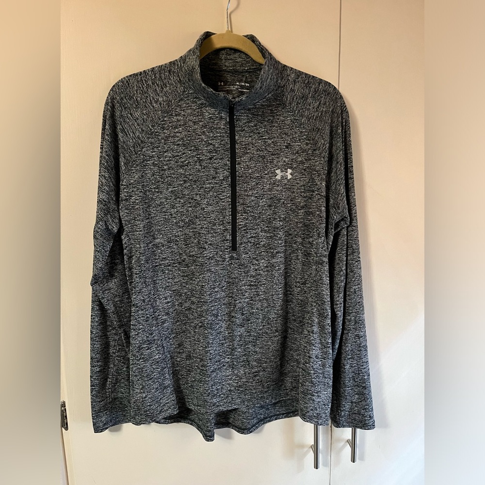 Under Armour gray active wear top